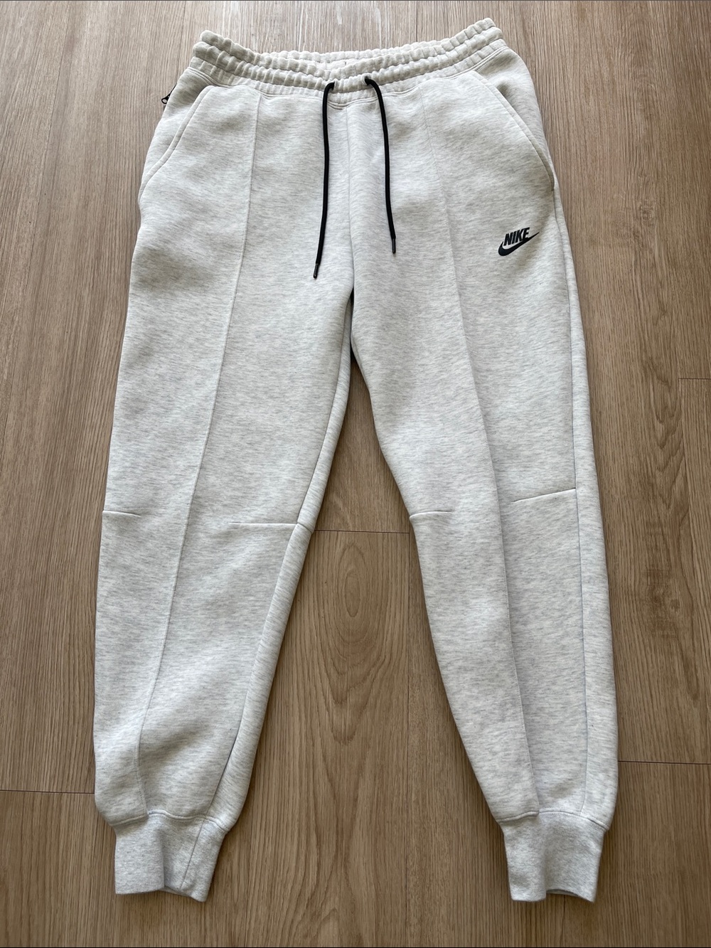 Nike mens tech pack Heather Light Gray Jogger Sweatpants with Black Drawcord